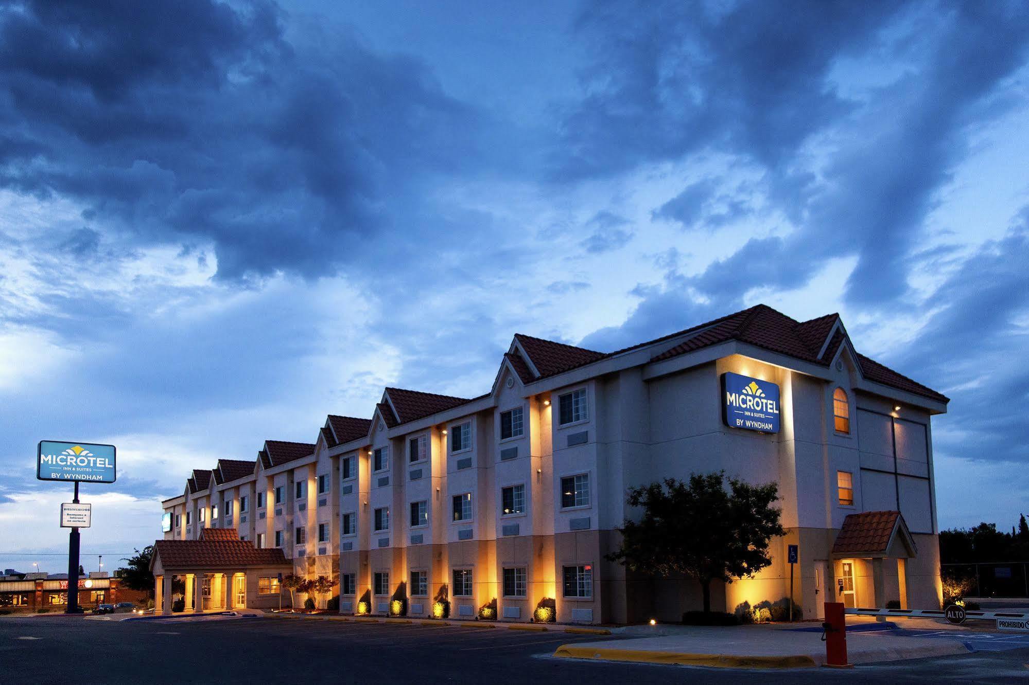 Microtel Inn & Suites By Wyndham Chihuahua Eksteriør bilde
